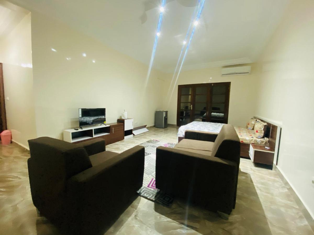 Residence El Hadji Dakar Buitenkant foto