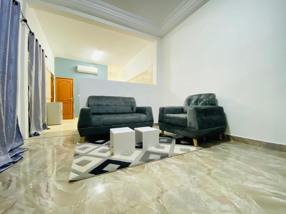 Residence El Hadji Dakar Buitenkant foto