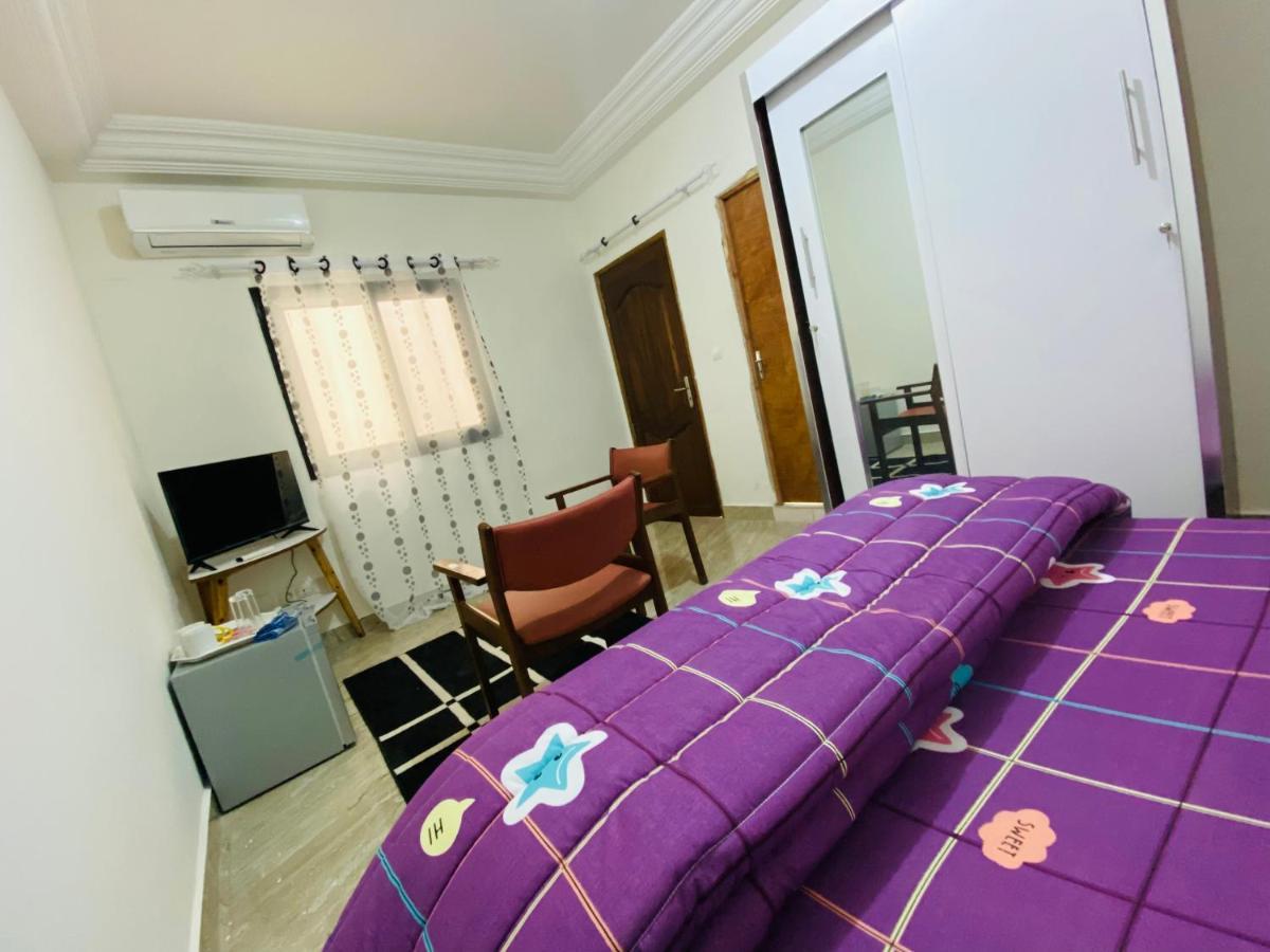 Residence El Hadji Dakar Buitenkant foto