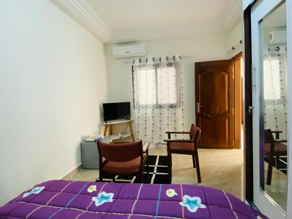 Residence El Hadji Dakar Buitenkant foto