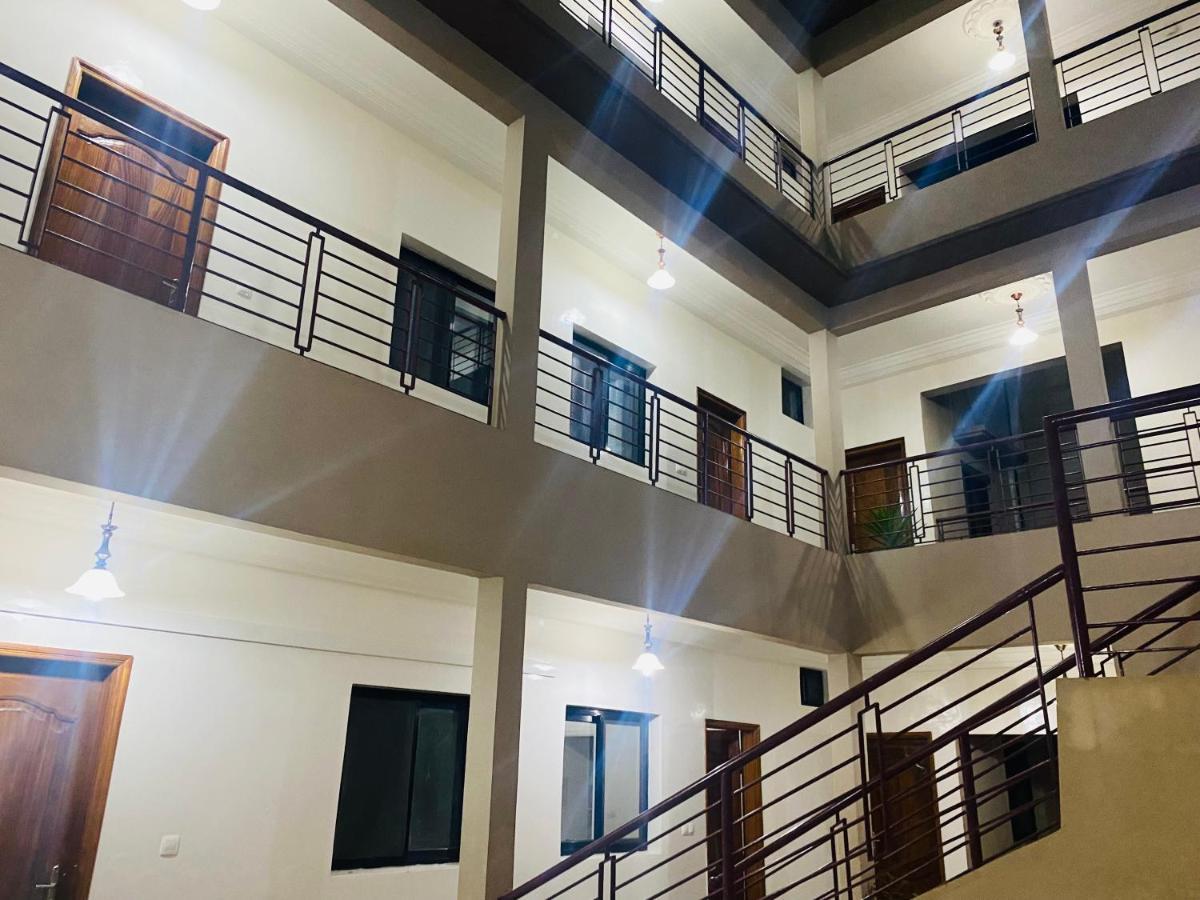 Residence El Hadji Dakar Buitenkant foto