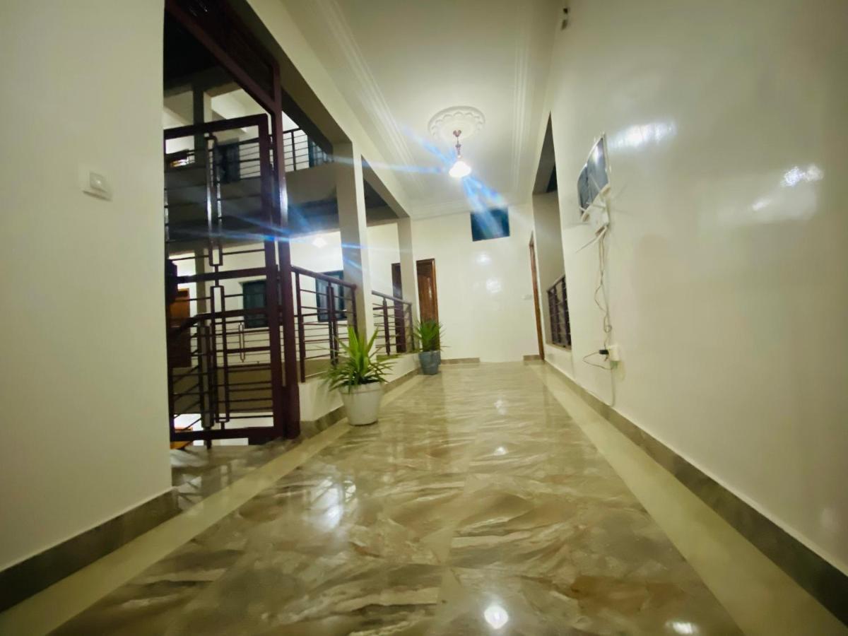 Residence El Hadji Dakar Buitenkant foto