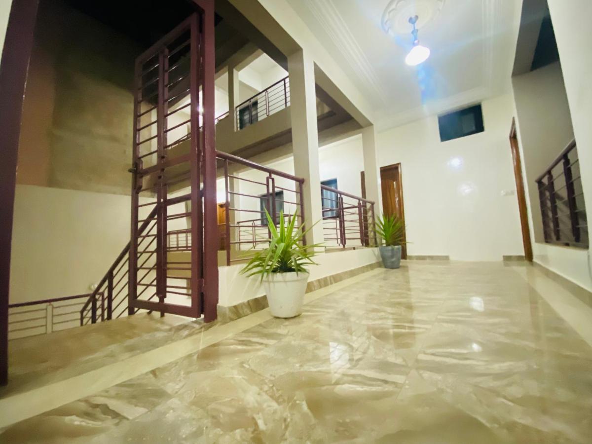 Residence El Hadji Dakar Buitenkant foto