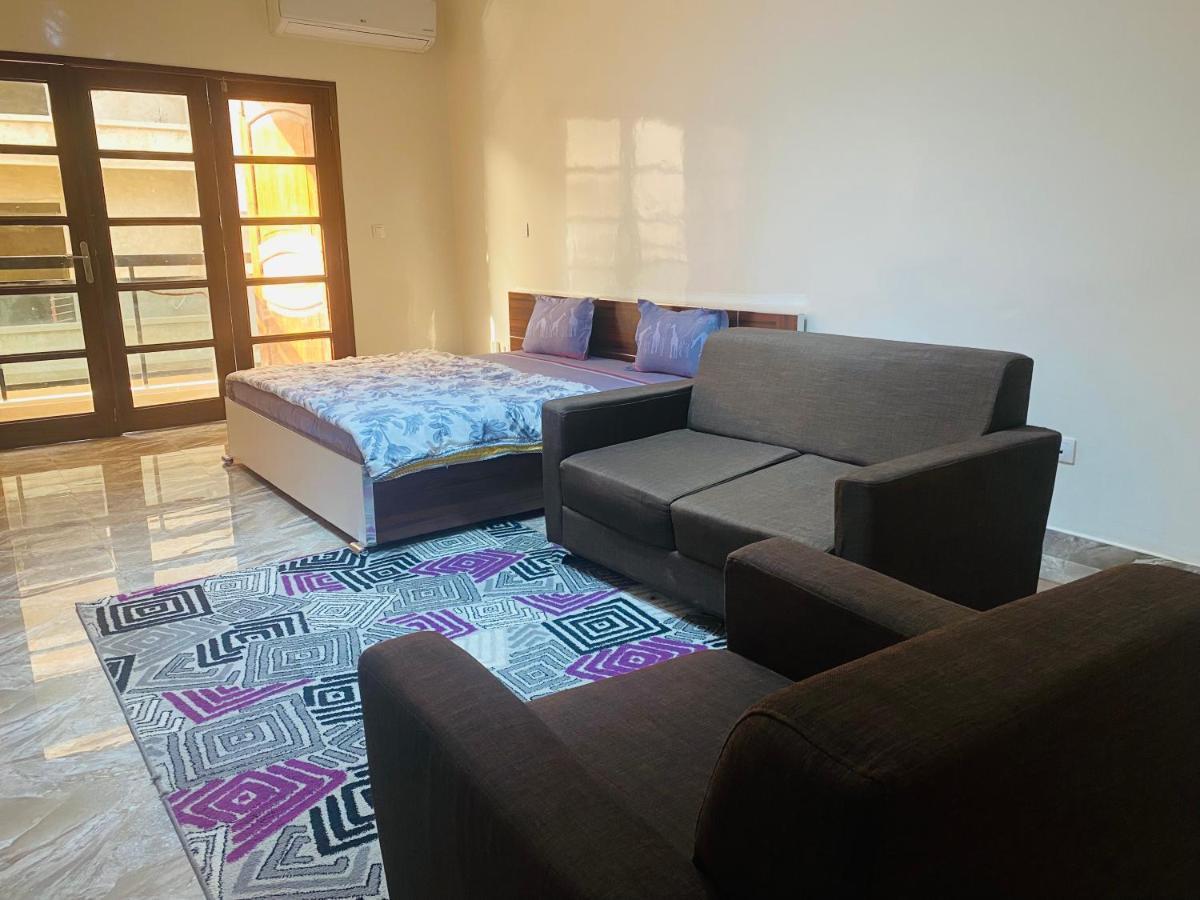 Residence El Hadji Dakar Buitenkant foto